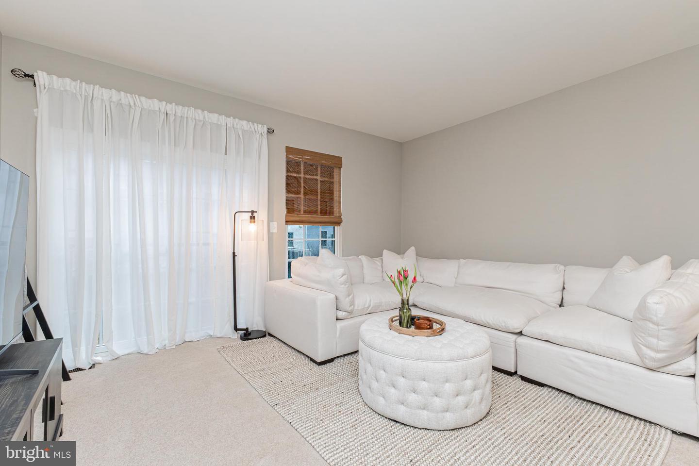 4336 POTOMAC HIGHLANDS CIR #51, TRIANGLE, Virginia 22172, 3 Bedrooms Bedrooms, ,2 BathroomsBathrooms,Residential,For sale,4336 POTOMAC HIGHLANDS CIR #51,VAPW2108214 MLS # VAPW2108214 4336 POTOMAC HIGHLANDS CIR #51, TRIANGLE, Virginia 22172, 3 Bedrooms Bedrooms, ,2 BathroomsBathrooms,Residential,For sale,4336 POTOMAC HIGHLANDS CIR #51,VAPW2108214 MLS # VAPW2108214