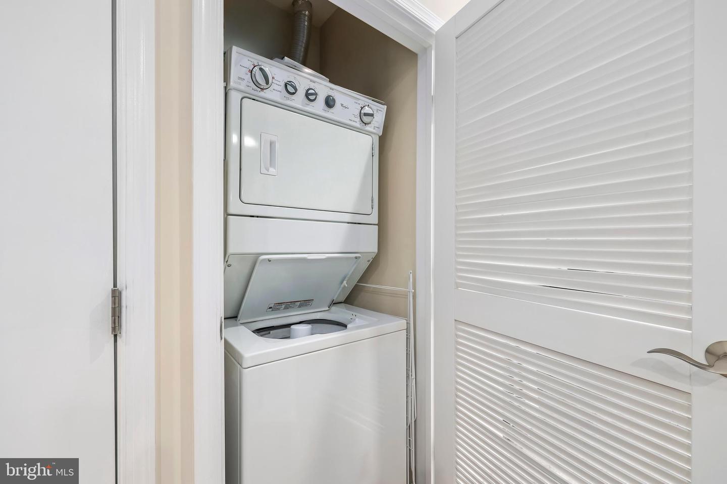 444 W BROAD ST #504, FALLS CHURCH, Virginia 22046, 2 Bedrooms Bedrooms, ,2 BathroomsBathrooms,Residential,For sale,444 W BROAD ST #504,VAFA2003468 MLS # VAFA2003468 444 W BROAD ST #504, FALLS CHURCH, Virginia 22046, 2 Bedrooms Bedrooms, ,2 BathroomsBathrooms,Residential,For sale,444 W BROAD ST #504,VAFA2003468 MLS # VAFA2003468