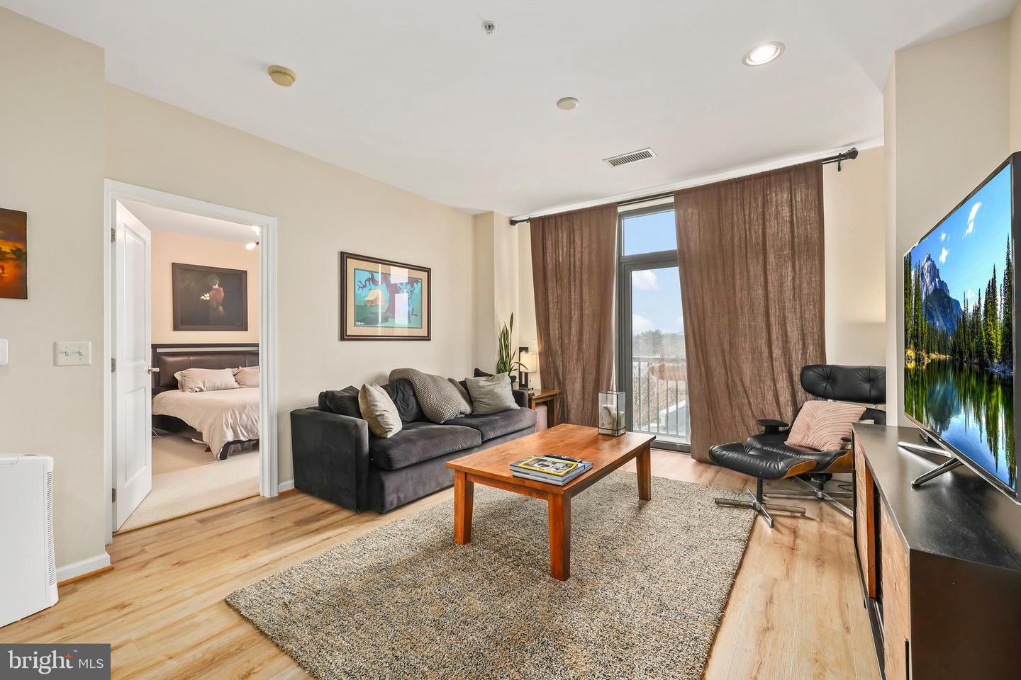 444 W BROAD ST #504, FALLS CHURCH, Virginia 22046, 2 Bedrooms Bedrooms, ,2 BathroomsBathrooms,Residential,For sale,444 W BROAD ST #504,VAFA2003468 MLS # VAFA2003468 444 W BROAD ST #504, FALLS CHURCH, Virginia 22046, 2 Bedrooms Bedrooms, ,2 BathroomsBathrooms,Residential,For sale,444 W BROAD ST #504,VAFA2003468 MLS # VAFA2003468