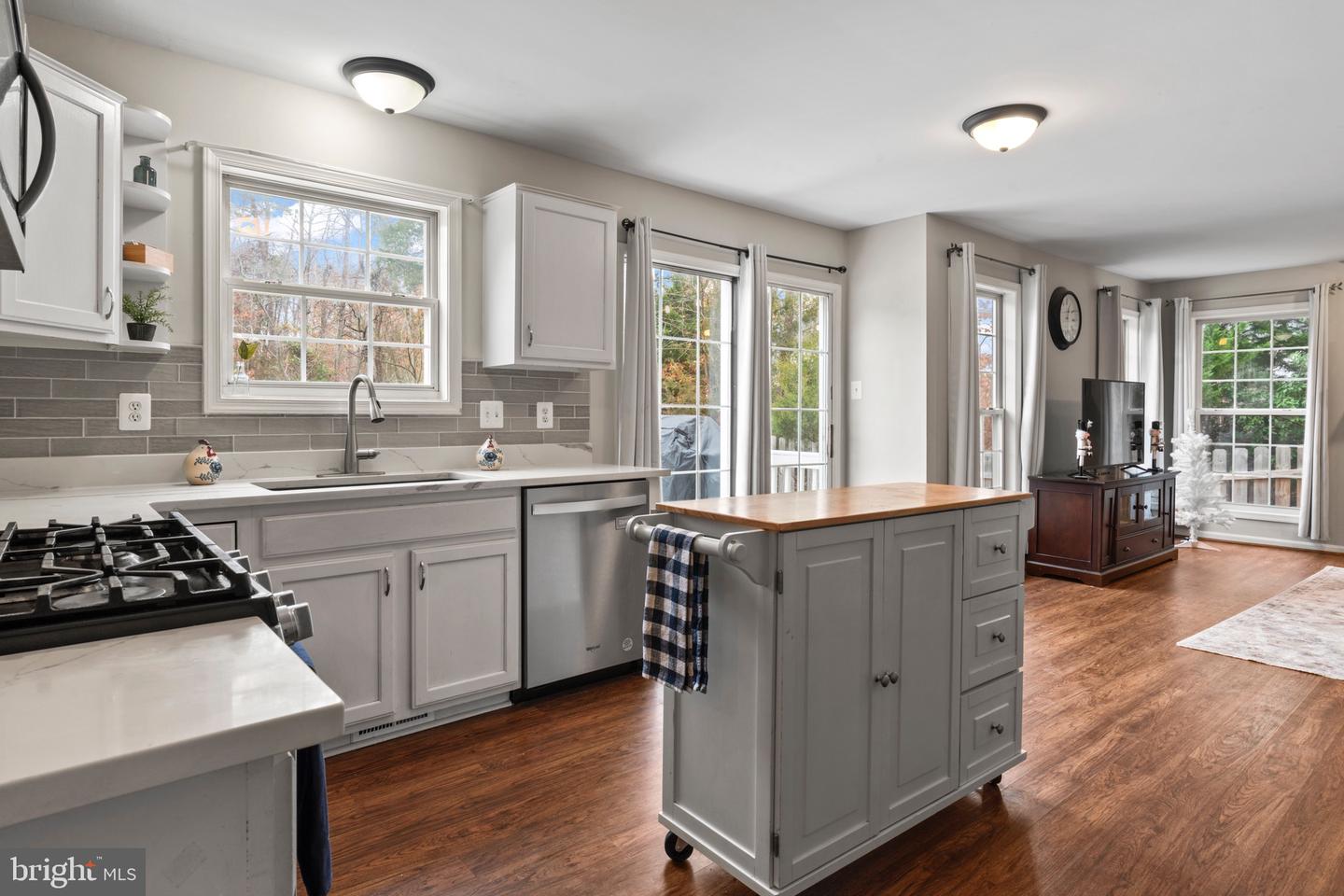 12 DOUG CT, STAFFORD, Virginia 22554, 5 Bedrooms Bedrooms, ,3 BathroomsBathrooms,Residential,For sale,12 DOUG CT,VAST2044402 MLS # VAST2044402