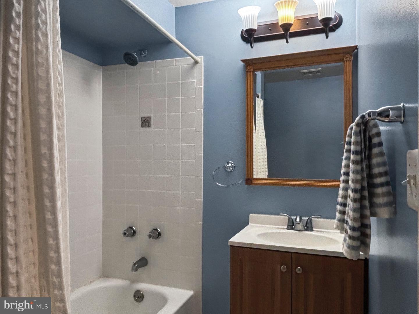 12 DOUG CT, STAFFORD, Virginia 22554, 5 Bedrooms Bedrooms, ,3 BathroomsBathrooms,Residential,For sale,12 DOUG CT,VAST2044402 MLS # VAST2044402