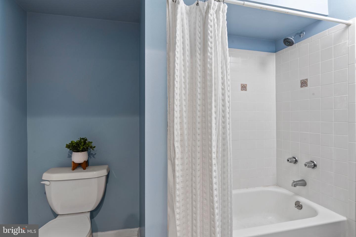 12 DOUG CT, STAFFORD, Virginia 22554, 5 Bedrooms Bedrooms, ,3 BathroomsBathrooms,Residential,For sale,12 DOUG CT,VAST2044402 MLS # VAST2044402