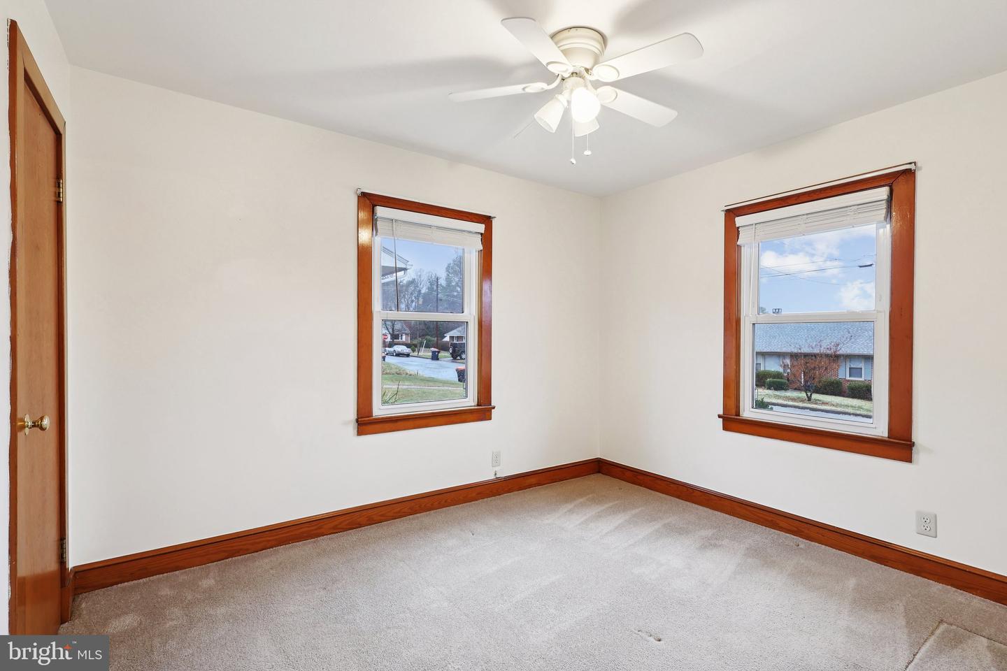 198 BURGESS ST, ORANGE, Virginia 22960, 2 Bedrooms Bedrooms, ,1 BathroomBathrooms,Residential,For sale,198 BURGESS ST,VAOR2012852 MLS # VAOR2012852