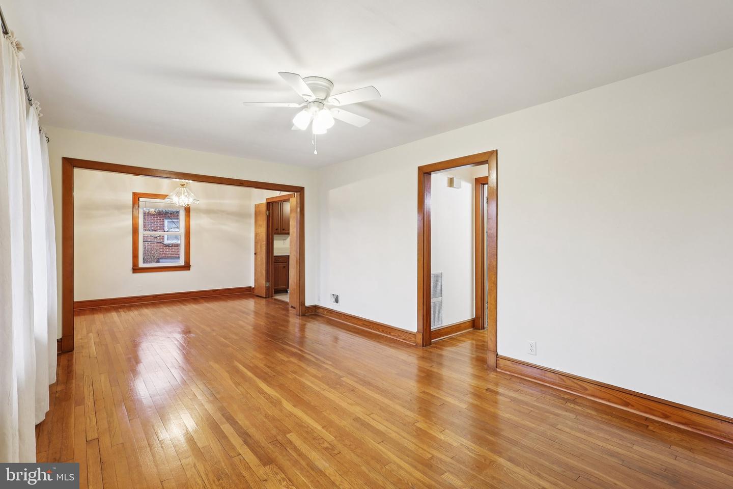 198 BURGESS ST, ORANGE, Virginia 22960, 2 Bedrooms Bedrooms, ,1 BathroomBathrooms,Residential,For sale,198 BURGESS ST,VAOR2012852 MLS # VAOR2012852