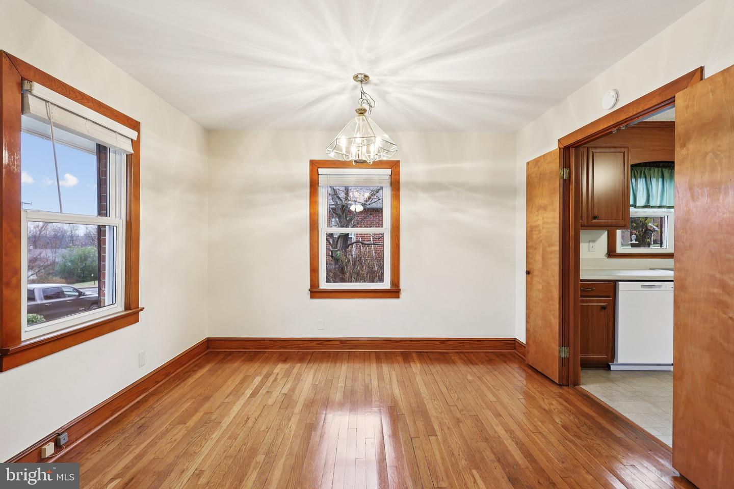 198 BURGESS ST, ORANGE, Virginia 22960, 2 Bedrooms Bedrooms, ,1 BathroomBathrooms,Residential,For sale,198 BURGESS ST,VAOR2012852 MLS # VAOR2012852