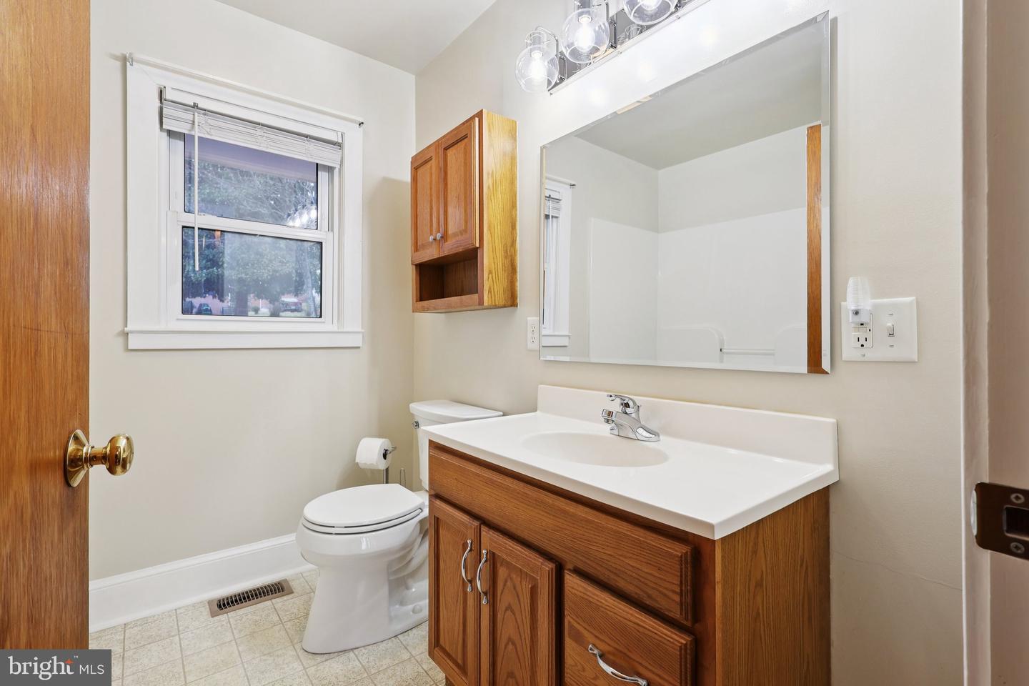 198 BURGESS ST, ORANGE, Virginia 22960, 2 Bedrooms Bedrooms, ,1 BathroomBathrooms,Residential,For sale,198 BURGESS ST,VAOR2012852 MLS # VAOR2012852