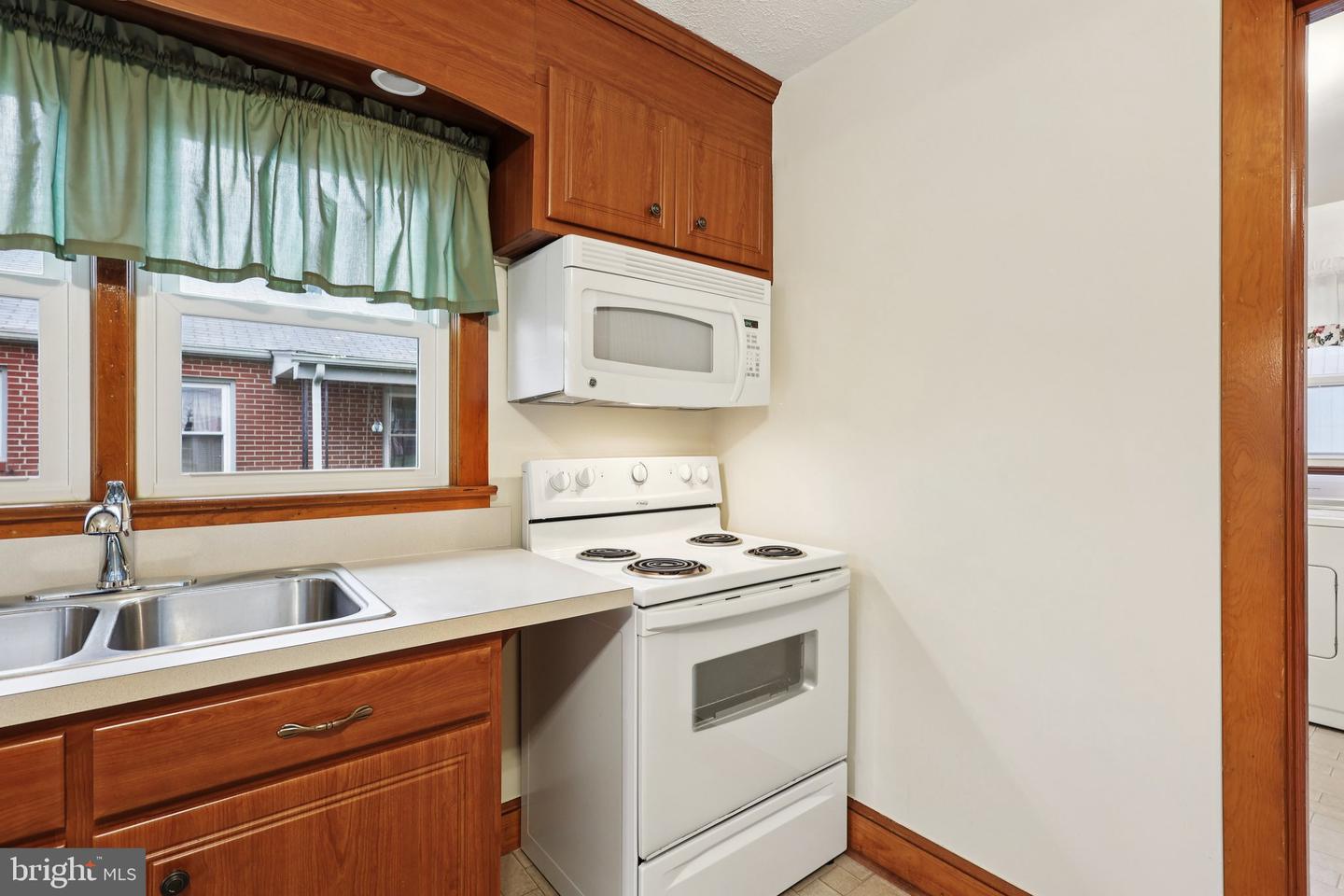 198 BURGESS ST, ORANGE, Virginia 22960, 2 Bedrooms Bedrooms, ,1 BathroomBathrooms,Residential,For sale,198 BURGESS ST,VAOR2012852 MLS # VAOR2012852