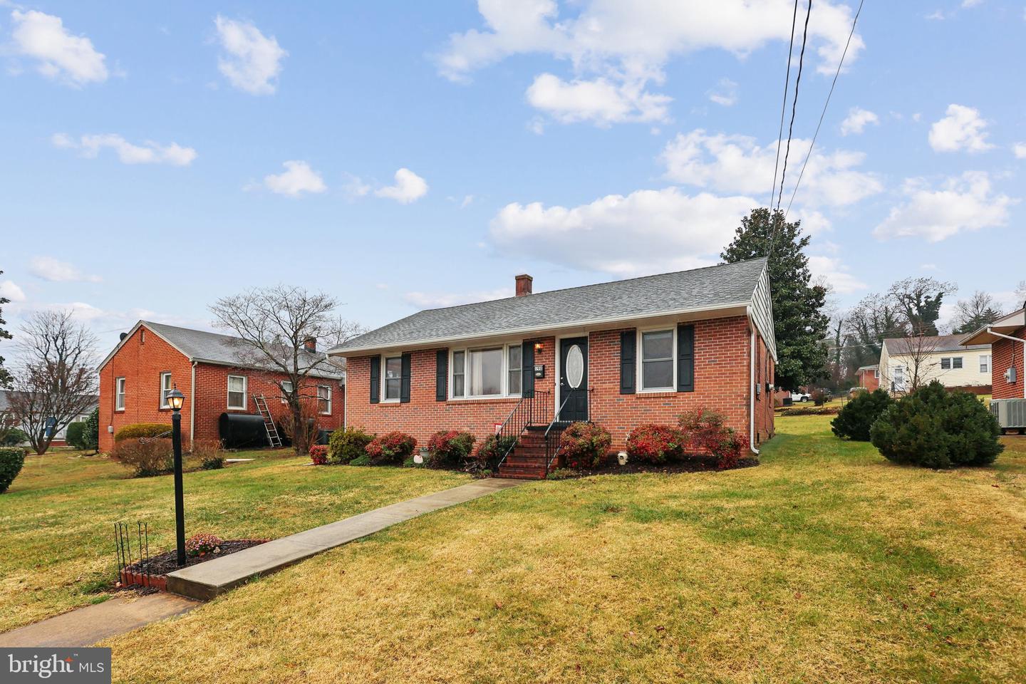 198 BURGESS ST, ORANGE, Virginia 22960, 2 Bedrooms Bedrooms, ,1 BathroomBathrooms,Residential,For sale,198 BURGESS ST,VAOR2012852 MLS # VAOR2012852