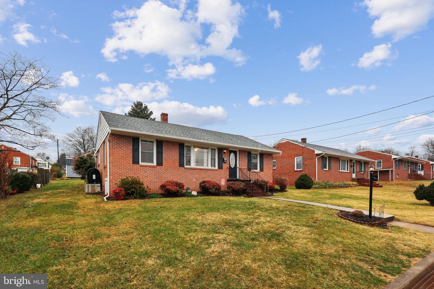 198 BURGESS ST, ORANGE, Virginia 22960, 2 Bedrooms Bedrooms, ,1 BathroomBathrooms,Residential,For sale,198 BURGESS ST,VAOR2012852 MLS # VAOR2012852