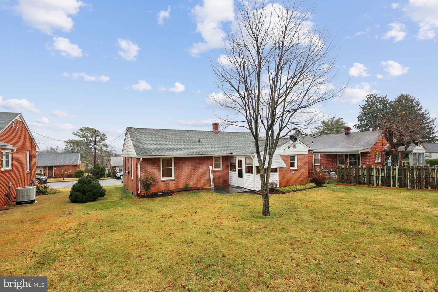 198 BURGESS ST, ORANGE, Virginia 22960, 2 Bedrooms Bedrooms, ,1 BathroomBathrooms,Residential,For sale,198 BURGESS ST,VAOR2012852 MLS # VAOR2012852