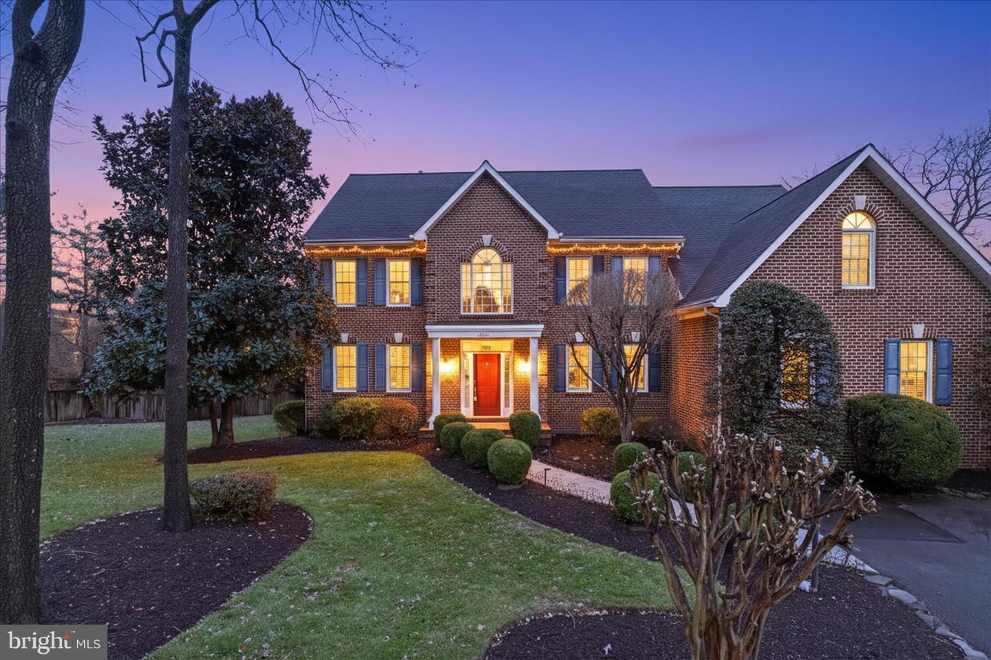 7806 BIRNAM WOOD DR, MCLEAN, Virginia 22102, 5 Bedrooms Bedrooms, ,4 BathroomsBathrooms,Residential,For sale,7806 BIRNAM WOOD DR,VAFX2280358 MLS # VAFX2280358