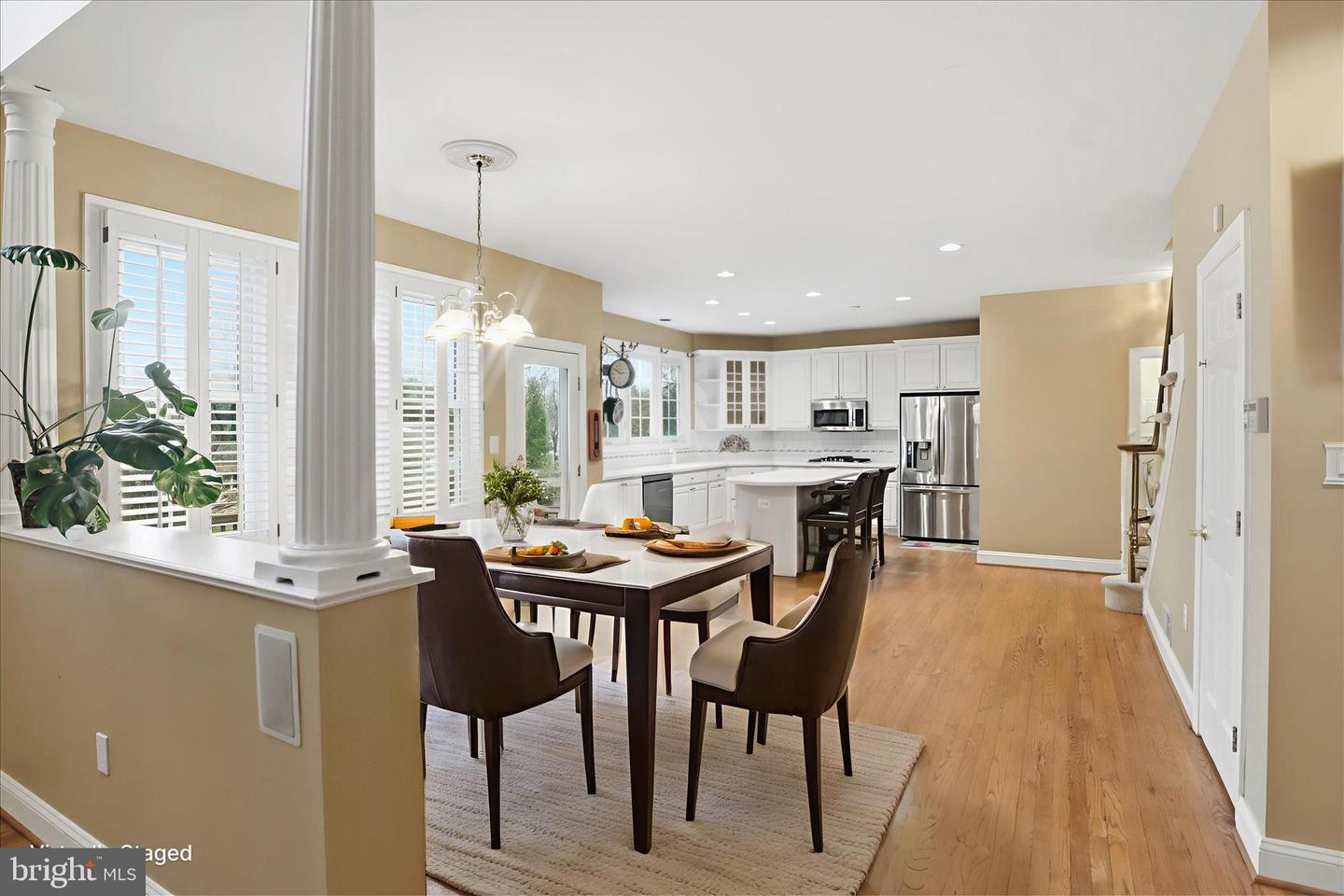 7806 BIRNAM WOOD DR, MCLEAN, Virginia 22102, 5 Bedrooms Bedrooms, ,4 BathroomsBathrooms,Residential,For sale,7806 BIRNAM WOOD DR,VAFX2280358 MLS # VAFX2280358