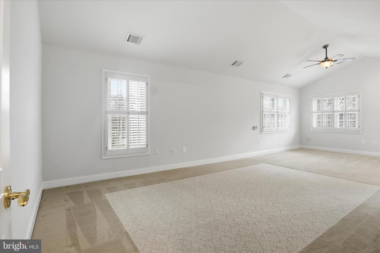 7806 BIRNAM WOOD DR, MCLEAN, Virginia 22102, 5 Bedrooms Bedrooms, ,4 BathroomsBathrooms,Residential,For sale,7806 BIRNAM WOOD DR,VAFX2280358 MLS # VAFX2280358