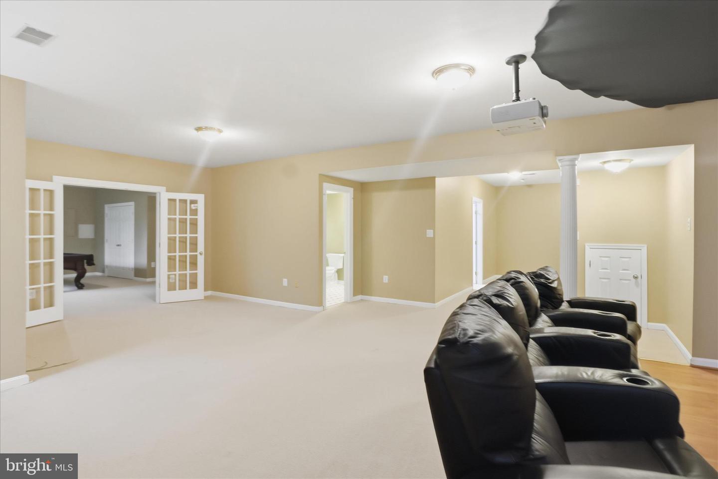 7806 BIRNAM WOOD DR, MCLEAN, Virginia 22102, 5 Bedrooms Bedrooms, ,4 BathroomsBathrooms,Residential,For sale,7806 BIRNAM WOOD DR,VAFX2280358 MLS # VAFX2280358