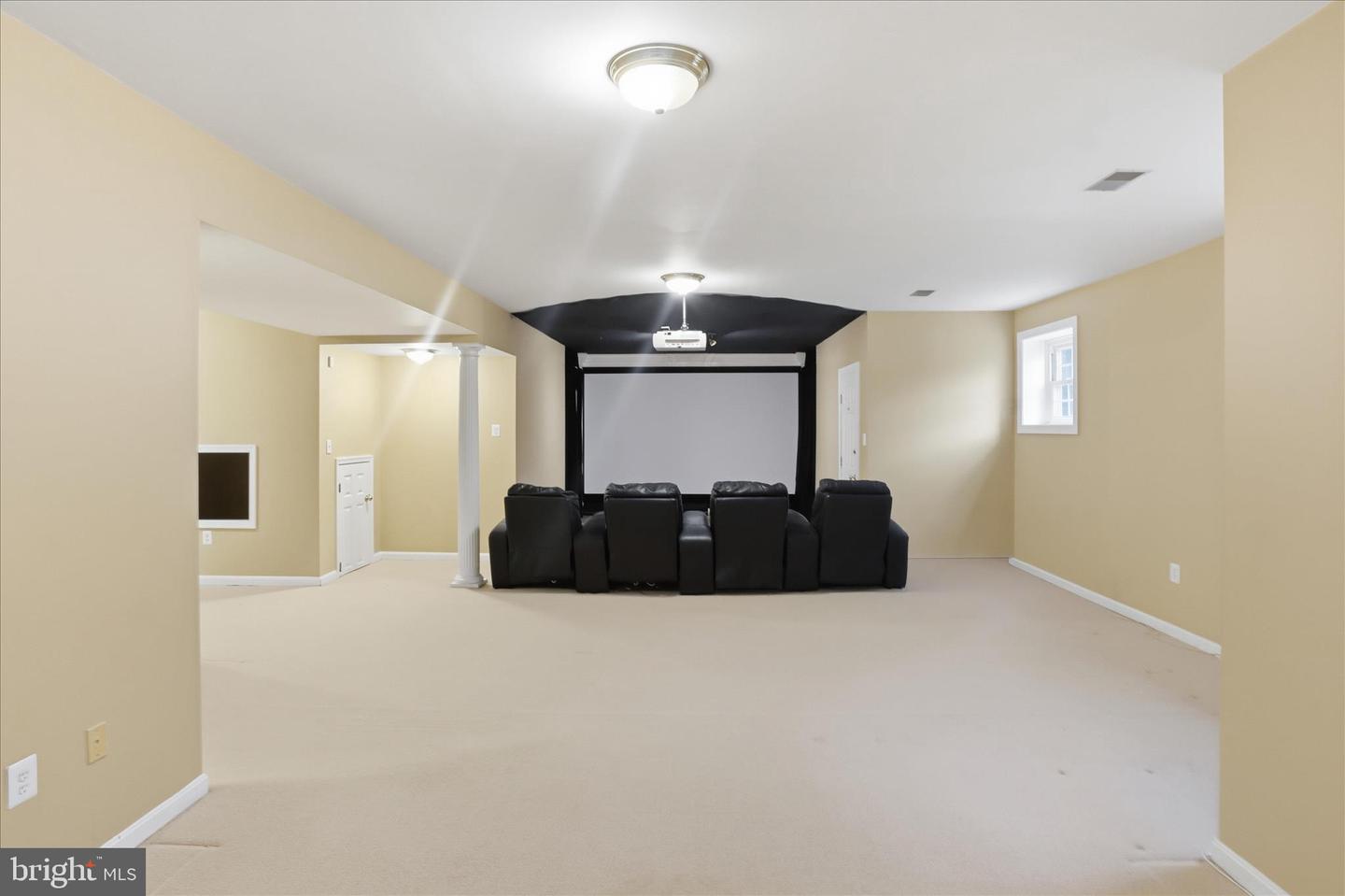 7806 BIRNAM WOOD DR, MCLEAN, Virginia 22102, 5 Bedrooms Bedrooms, ,4 BathroomsBathrooms,Residential,For sale,7806 BIRNAM WOOD DR,VAFX2280358 MLS # VAFX2280358