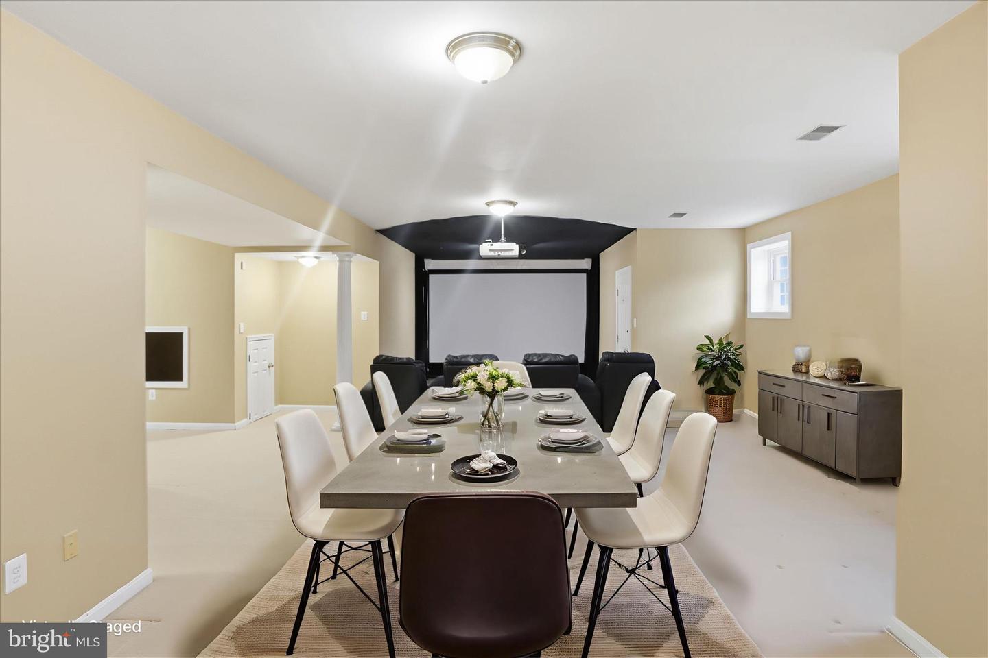 7806 BIRNAM WOOD DR, MCLEAN, Virginia 22102, 5 Bedrooms Bedrooms, ,4 BathroomsBathrooms,Residential,For sale,7806 BIRNAM WOOD DR,VAFX2280358 MLS # VAFX2280358