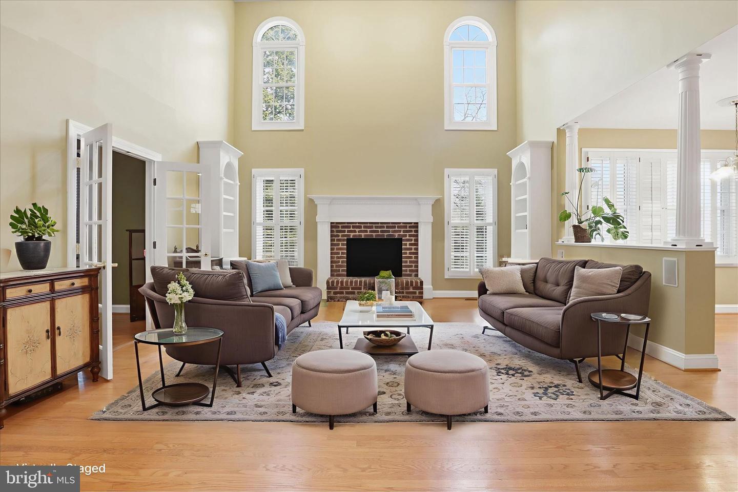 7806 BIRNAM WOOD DR, MCLEAN, Virginia 22102, 5 Bedrooms Bedrooms, ,4 BathroomsBathrooms,Residential,For sale,7806 BIRNAM WOOD DR,VAFX2280358 MLS # VAFX2280358