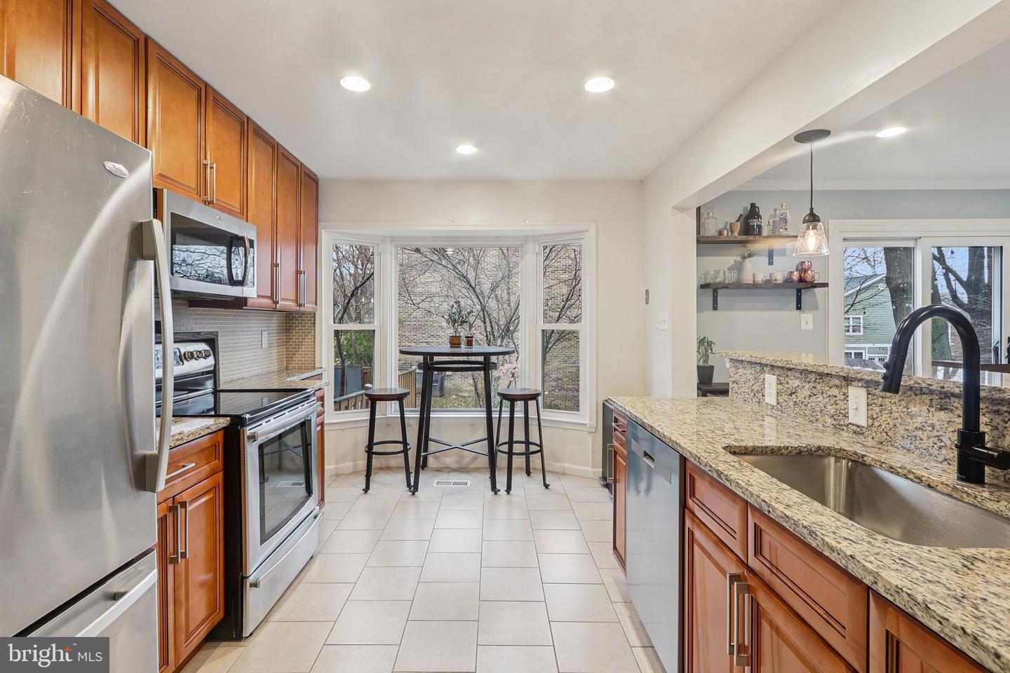 4068-H CHAMPIONSHIP DR, ANNANDALE, Virginia 22003, 3 Bedrooms Bedrooms, ,3 BathroomsBathrooms,Residential,For sale,4068-H CHAMPIONSHIP DR,VAFX2280404 MLS # VAFX2280404