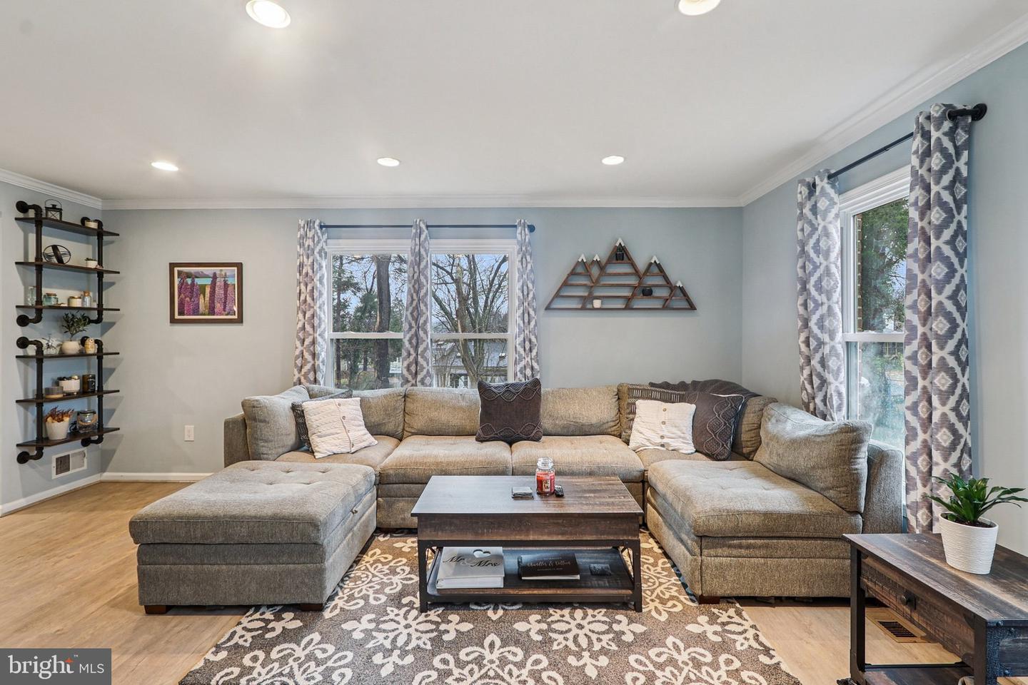 4068-H CHAMPIONSHIP DR, ANNANDALE, Virginia 22003, 3 Bedrooms Bedrooms, ,3 BathroomsBathrooms,Residential,For sale,4068-H CHAMPIONSHIP DR,VAFX2280404 MLS # VAFX2280404