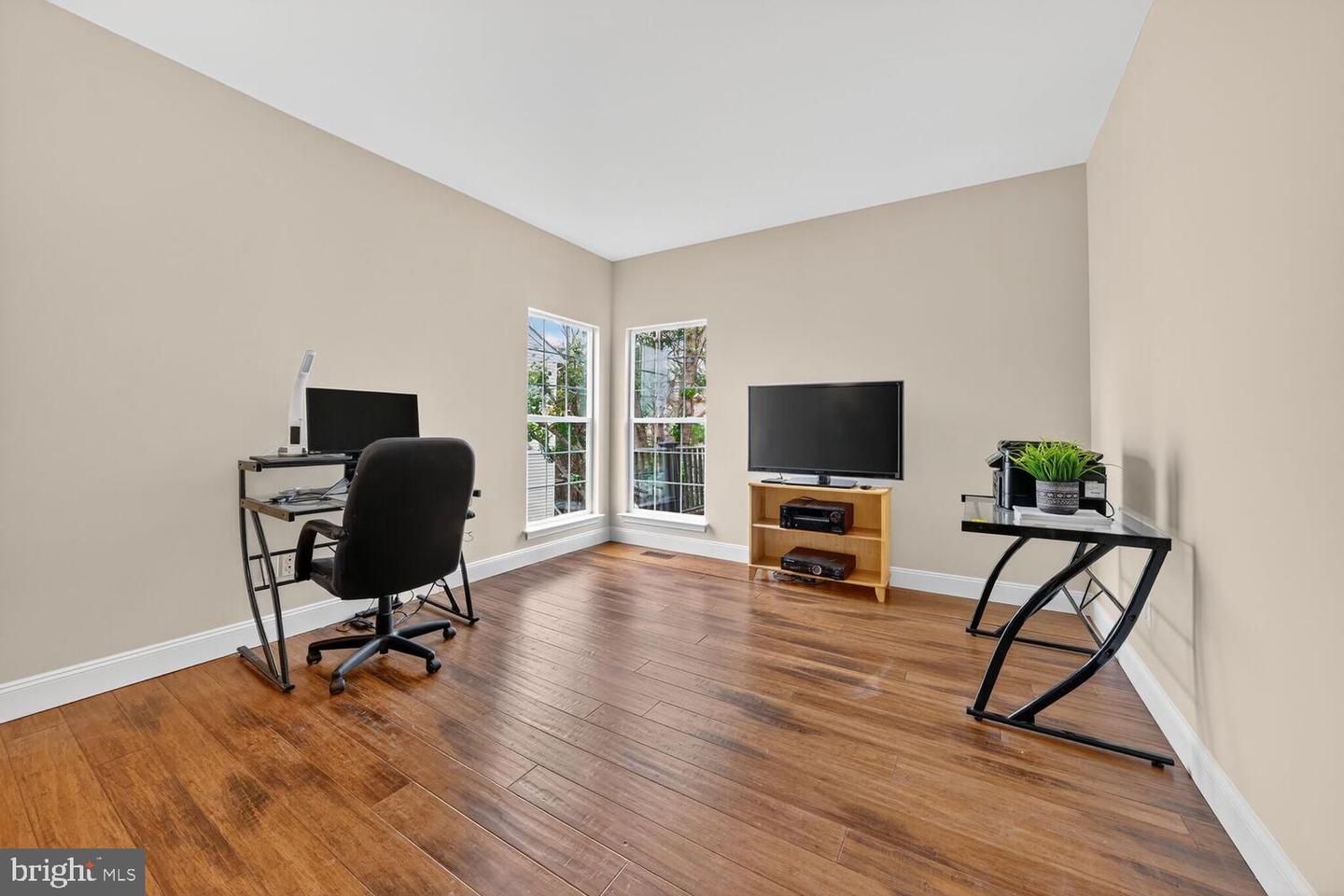 10385 LIME TREE CT, MANASSAS, Virginia 20110, 5 Bedrooms Bedrooms, ,3 BathroomsBathrooms,Residential,For sale,10385 LIME TREE CT,VAPW2108296 MLS # VAPW2108296 10385 LIME TREE CT, MANASSAS, Virginia 20110, 5 Bedrooms Bedrooms, ,3 BathroomsBathrooms,Residential,For sale,10385 LIME TREE CT,VAPW2108296 MLS # VAPW2108296