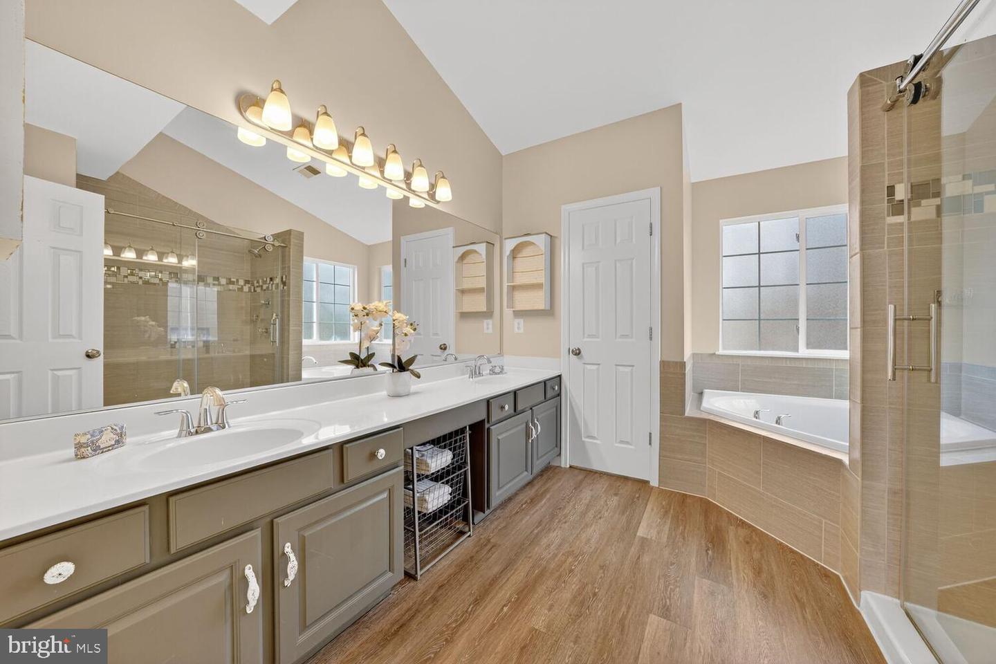 10385 LIME TREE CT, MANASSAS, Virginia 20110, 5 Bedrooms Bedrooms, ,3 BathroomsBathrooms,Residential,For sale,10385 LIME TREE CT,VAPW2108296 MLS # VAPW2108296 10385 LIME TREE CT, MANASSAS, Virginia 20110, 5 Bedrooms Bedrooms, ,3 BathroomsBathrooms,Residential,For sale,10385 LIME TREE CT,VAPW2108296 MLS # VAPW2108296