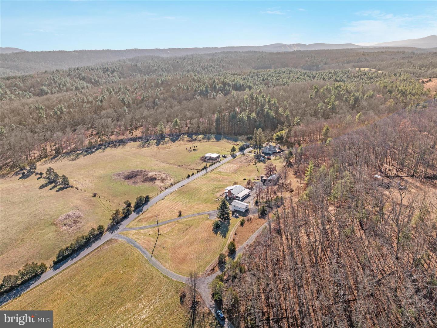 5691 ALUM SPRINGS RD, EDINBURG, Virginia 22824, 3 Bedrooms Bedrooms, ,2 BathroomsBathrooms,Residential,For sale,5691 ALUM SPRINGS RD,VASH2013110 MLS # VASH2013110