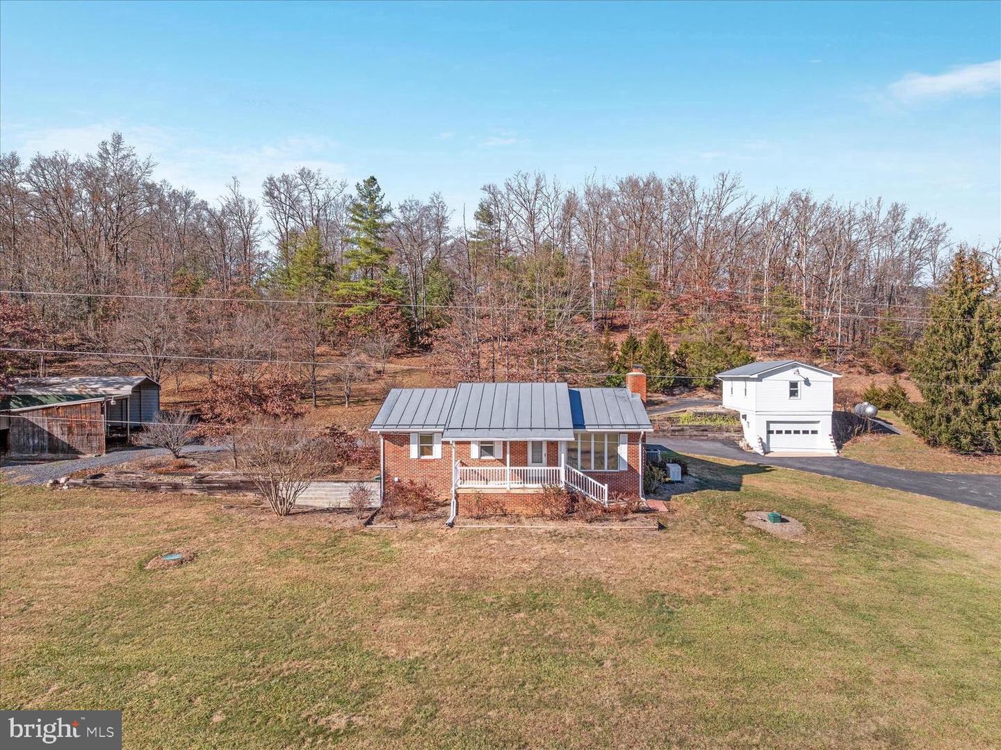 5691 ALUM SPRINGS RD, EDINBURG, Virginia 22824, 3 Bedrooms Bedrooms, ,2 BathroomsBathrooms,Residential,For sale,5691 ALUM SPRINGS RD,VASH2013110 MLS # VASH2013110