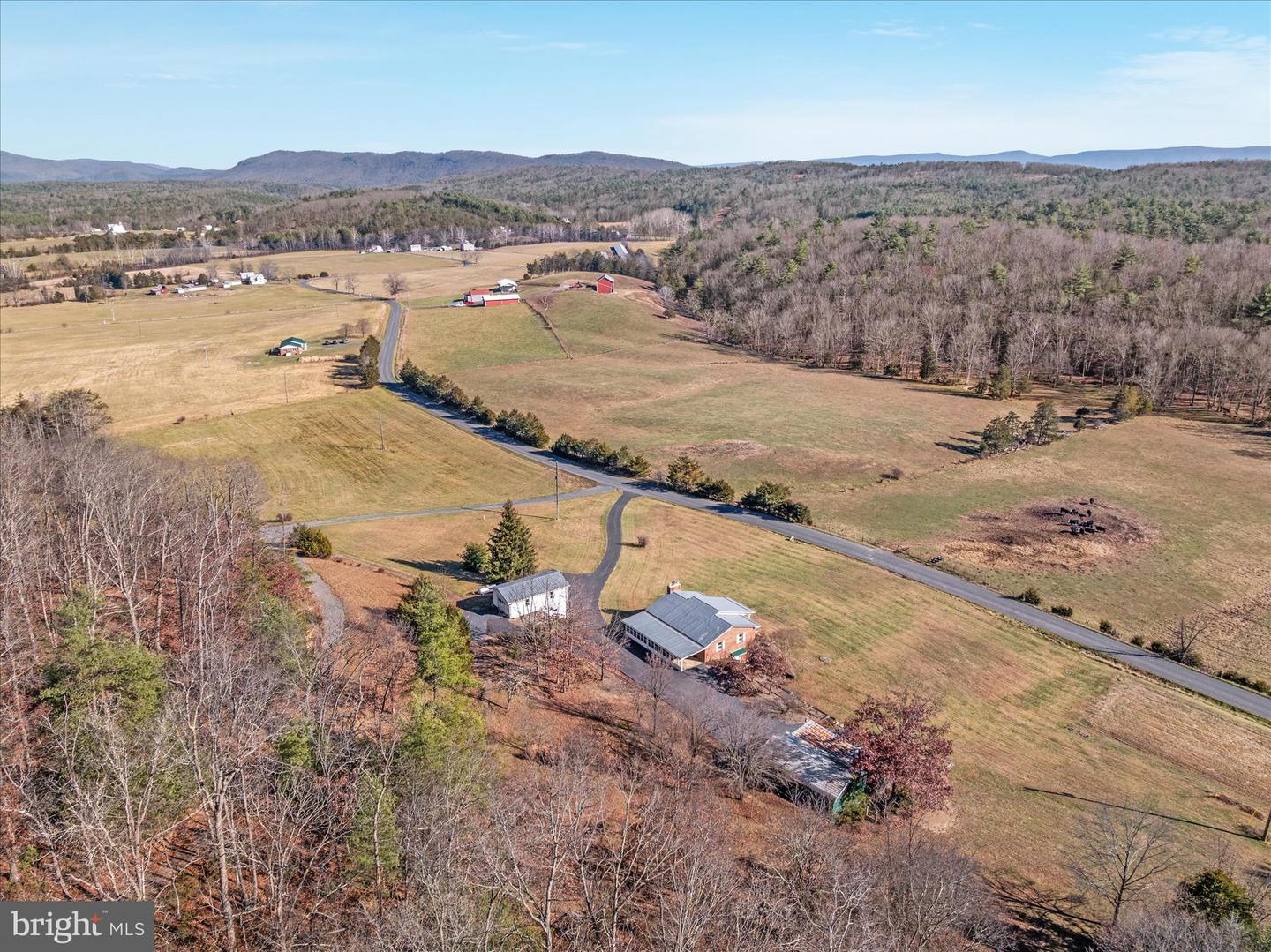 5691 ALUM SPRINGS RD, EDINBURG, Virginia 22824, 3 Bedrooms Bedrooms, ,2 BathroomsBathrooms,Residential,For sale,5691 ALUM SPRINGS RD,VASH2013110 MLS # VASH2013110