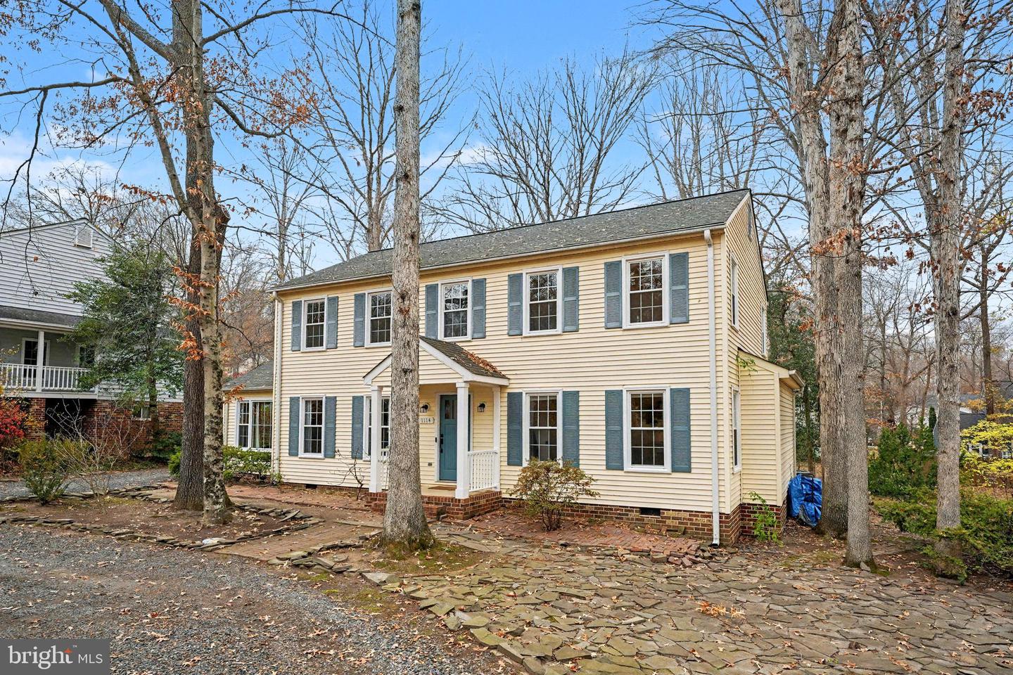 1114 JOHN PAUL JONES DR, STAFFORD, Virginia 22554, 5 Bedrooms Bedrooms, 12 Rooms Rooms,3 BathroomsBathrooms,Residential,For sale,1114 JOHN PAUL JONES DR,VAST2044438 MLS # VAST2044438