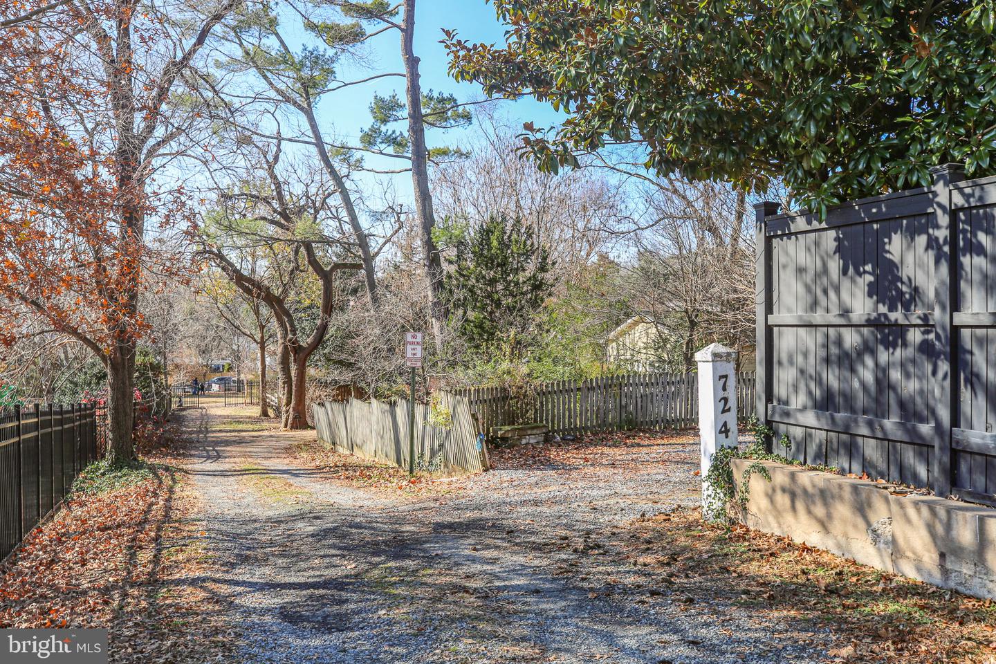 724 WILLIAM ST, FREDERICKSBURG, Virginia 22401, ,Land,For sale,724 WILLIAM ST,VAFB2009364 MLS # VAFB2009364