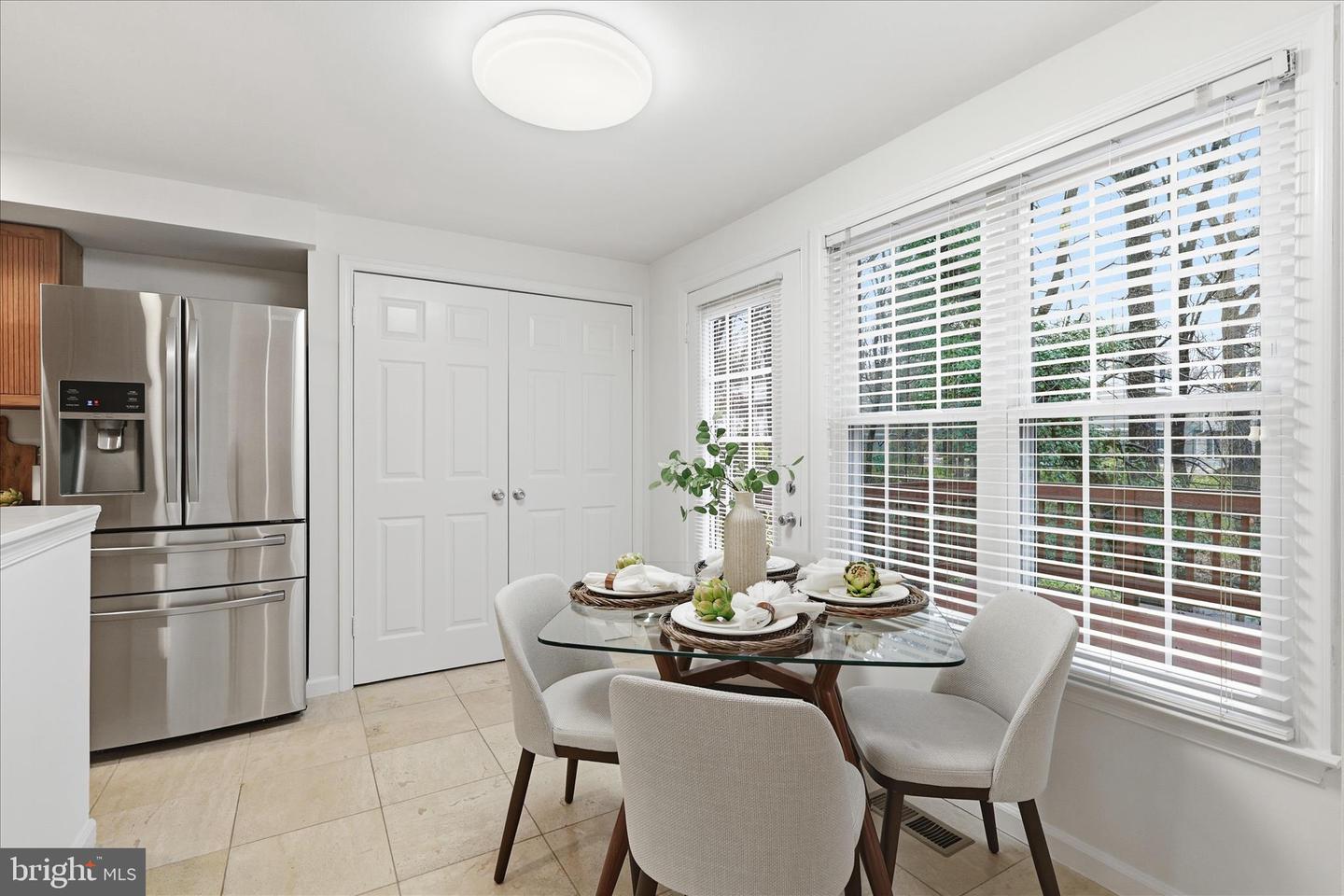 11725 ARBOR GLEN WAY, RESTON, Virginia 20194, 4 Bedrooms Bedrooms, 8 Rooms Rooms,3 BathroomsBathrooms,Residential,For sale,11725 ARBOR GLEN WAY,VAFX2280462 MLS # VAFX2280462