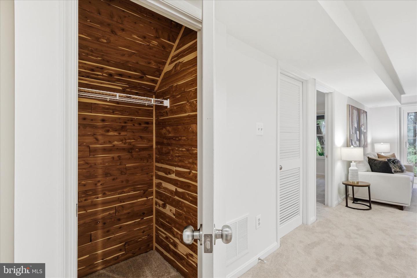 11725 ARBOR GLEN WAY, RESTON, Virginia 20194, 4 Bedrooms Bedrooms, 8 Rooms Rooms,3 BathroomsBathrooms,Residential,For sale,11725 ARBOR GLEN WAY,VAFX2280462 MLS # VAFX2280462