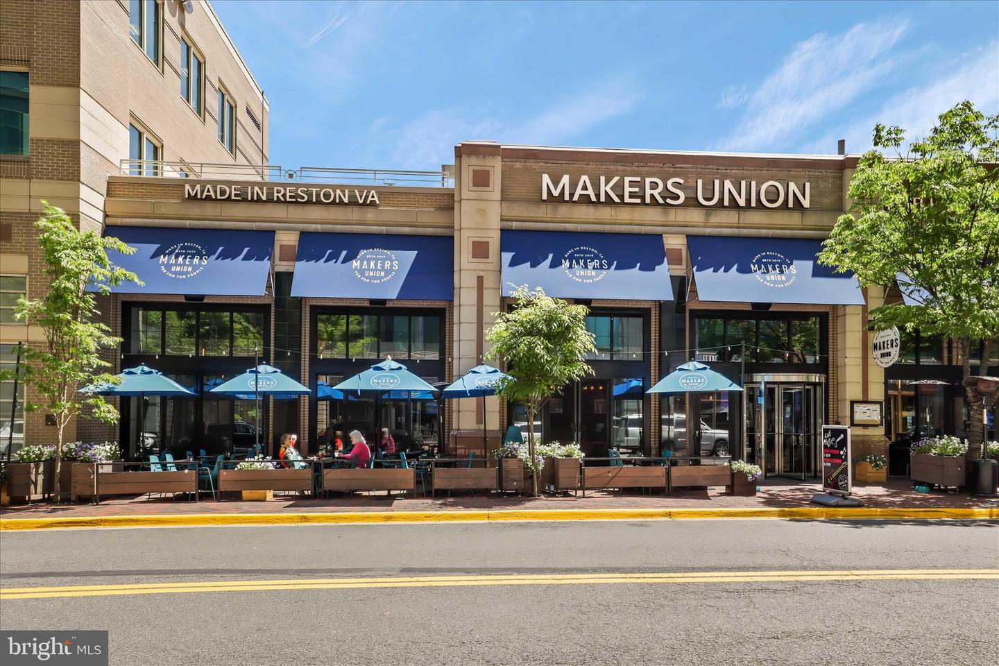 11725 ARBOR GLEN WAY, RESTON, Virginia 20194, 4 Bedrooms Bedrooms, 8 Rooms Rooms,3 BathroomsBathrooms,Residential,For sale,11725 ARBOR GLEN WAY,VAFX2280462 MLS # VAFX2280462