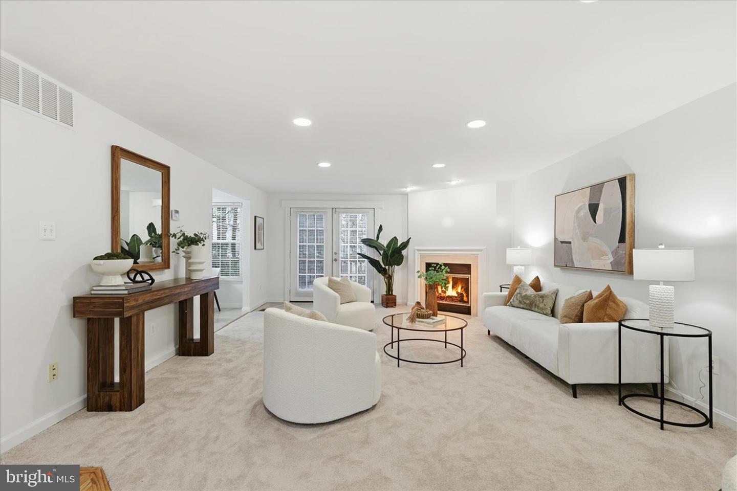 11725 ARBOR GLEN WAY, RESTON, Virginia 20194, 4 Bedrooms Bedrooms, 8 Rooms Rooms,3 BathroomsBathrooms,Residential,For sale,11725 ARBOR GLEN WAY,VAFX2280462 MLS # VAFX2280462