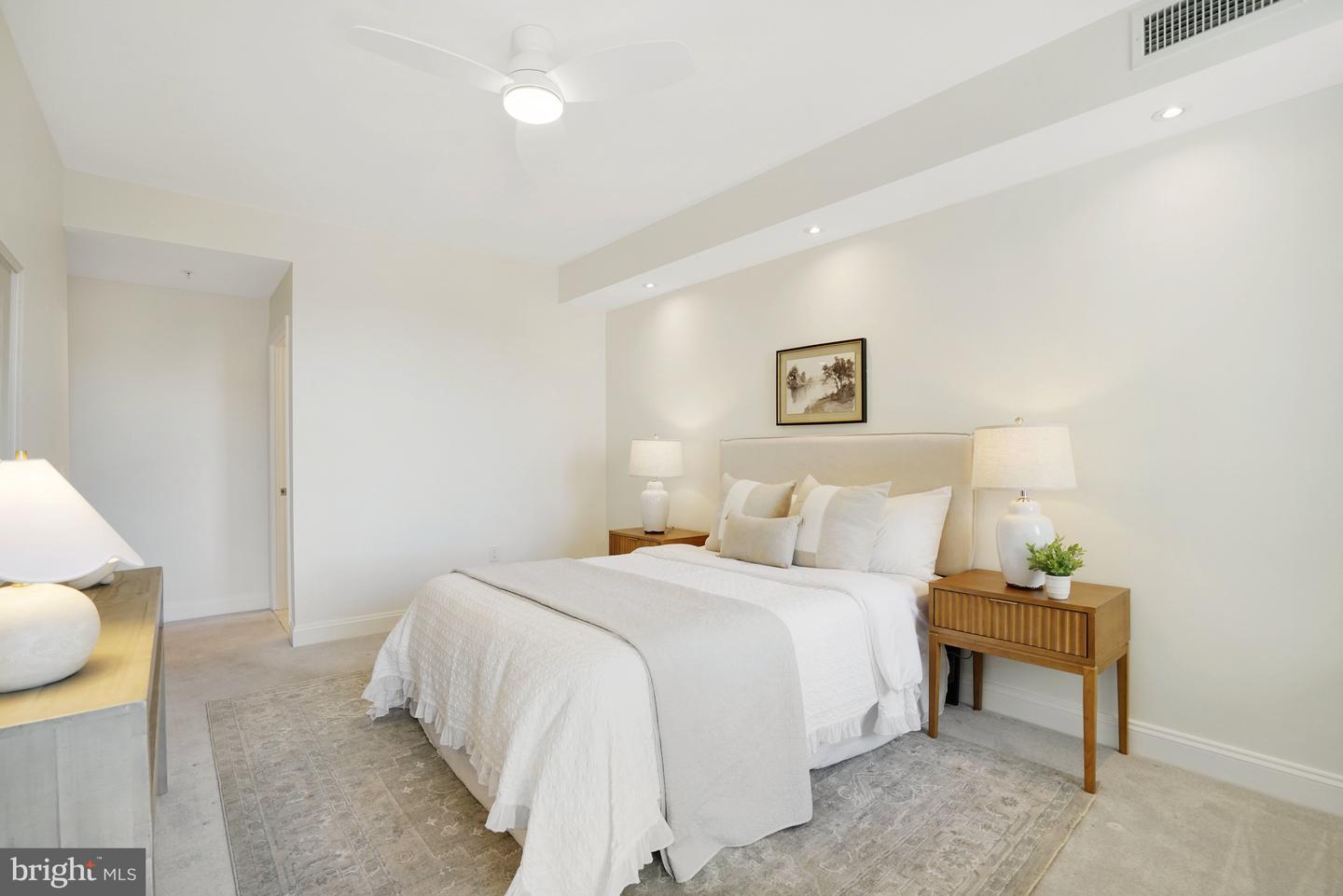 513 W BROAD ST #510, FALLS CHURCH, Virginia 22046, 2 Bedrooms Bedrooms, ,2 BathroomsBathrooms,Residential,For sale,513 W BROAD ST #510,VAFA2003472 MLS # VAFA2003472