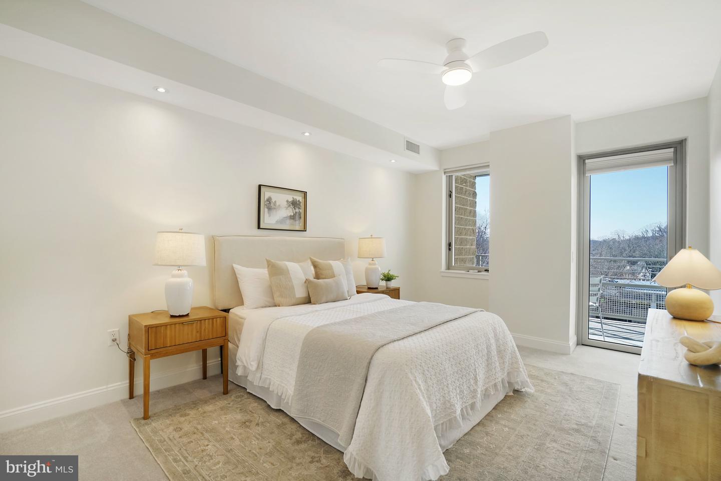 513 W BROAD ST #510, FALLS CHURCH, Virginia 22046, 2 Bedrooms Bedrooms, ,2 BathroomsBathrooms,Residential,For sale,513 W BROAD ST #510,VAFA2003472 MLS # VAFA2003472