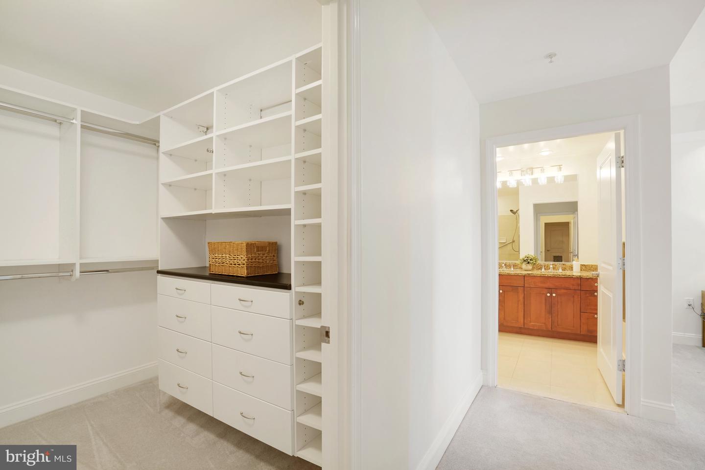 513 W BROAD ST #510, FALLS CHURCH, Virginia 22046, 2 Bedrooms Bedrooms, ,2 BathroomsBathrooms,Residential,For sale,513 W BROAD ST #510,VAFA2003472 MLS # VAFA2003472