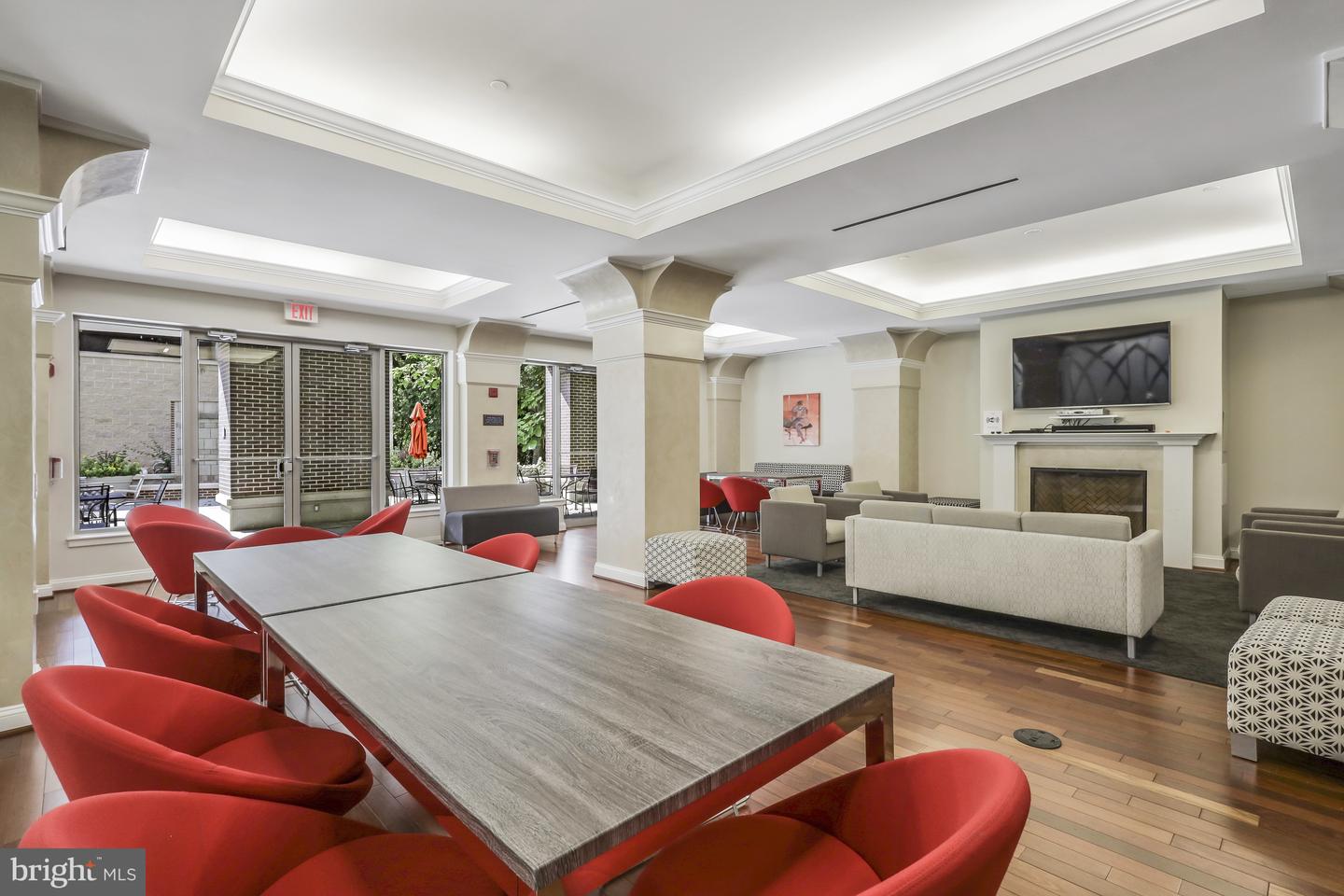 513 W BROAD ST #510, FALLS CHURCH, Virginia 22046, 2 Bedrooms Bedrooms, ,2 BathroomsBathrooms,Residential,For sale,513 W BROAD ST #510,VAFA2003472 MLS # VAFA2003472