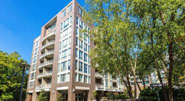 513 W BROAD ST #510, FALLS CHURCH, Virginia 22046, 2 Bedrooms Bedrooms, ,2 BathroomsBathrooms,Residential,For sale,513 W BROAD ST #510,VAFA2003472 MLS # VAFA2003472