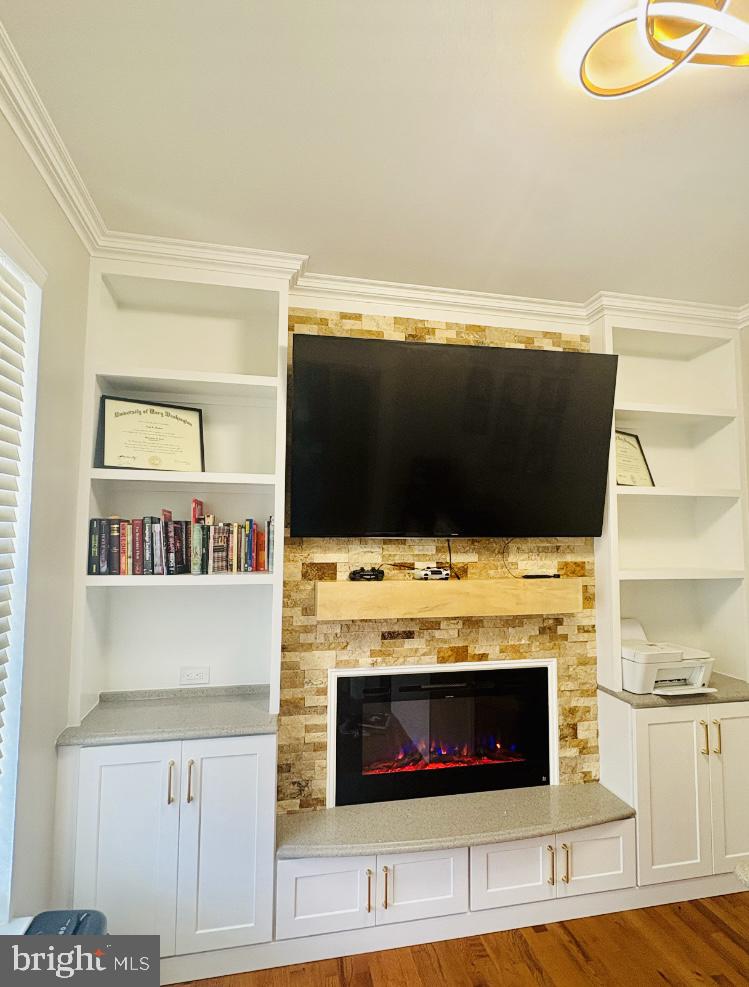 11200 HOLLINS CT, FREDERICKSBURG, Virginia 22407, 4 Bedrooms Bedrooms, ,3 BathroomsBathrooms,Residential,For sale,11200 HOLLINS CT,VASP2037828 MLS # VASP2037828