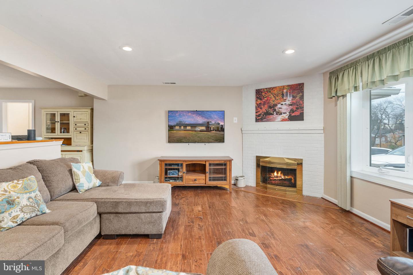 1412 DEVILS REACH RD, WOODBRIDGE, Virginia 22192, 4 Bedrooms Bedrooms, ,3 BathroomsBathrooms,Residential,For sale,1412 DEVILS REACH RD,VAPW2108384 MLS # VAPW2108384