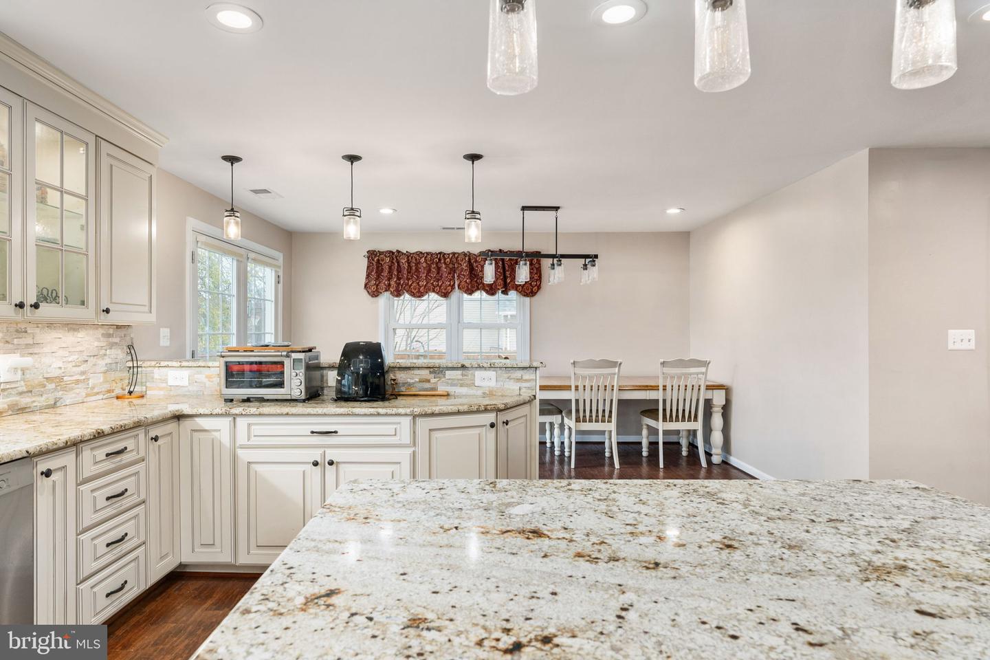 1412 DEVILS REACH RD, WOODBRIDGE, Virginia 22192, 4 Bedrooms Bedrooms, ,3 BathroomsBathrooms,Residential,For sale,1412 DEVILS REACH RD,VAPW2108384 MLS # VAPW2108384