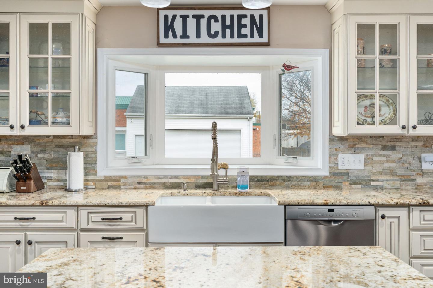 1412 DEVILS REACH RD, WOODBRIDGE, Virginia 22192, 4 Bedrooms Bedrooms, ,3 BathroomsBathrooms,Residential,For sale,1412 DEVILS REACH RD,VAPW2108384 MLS # VAPW2108384