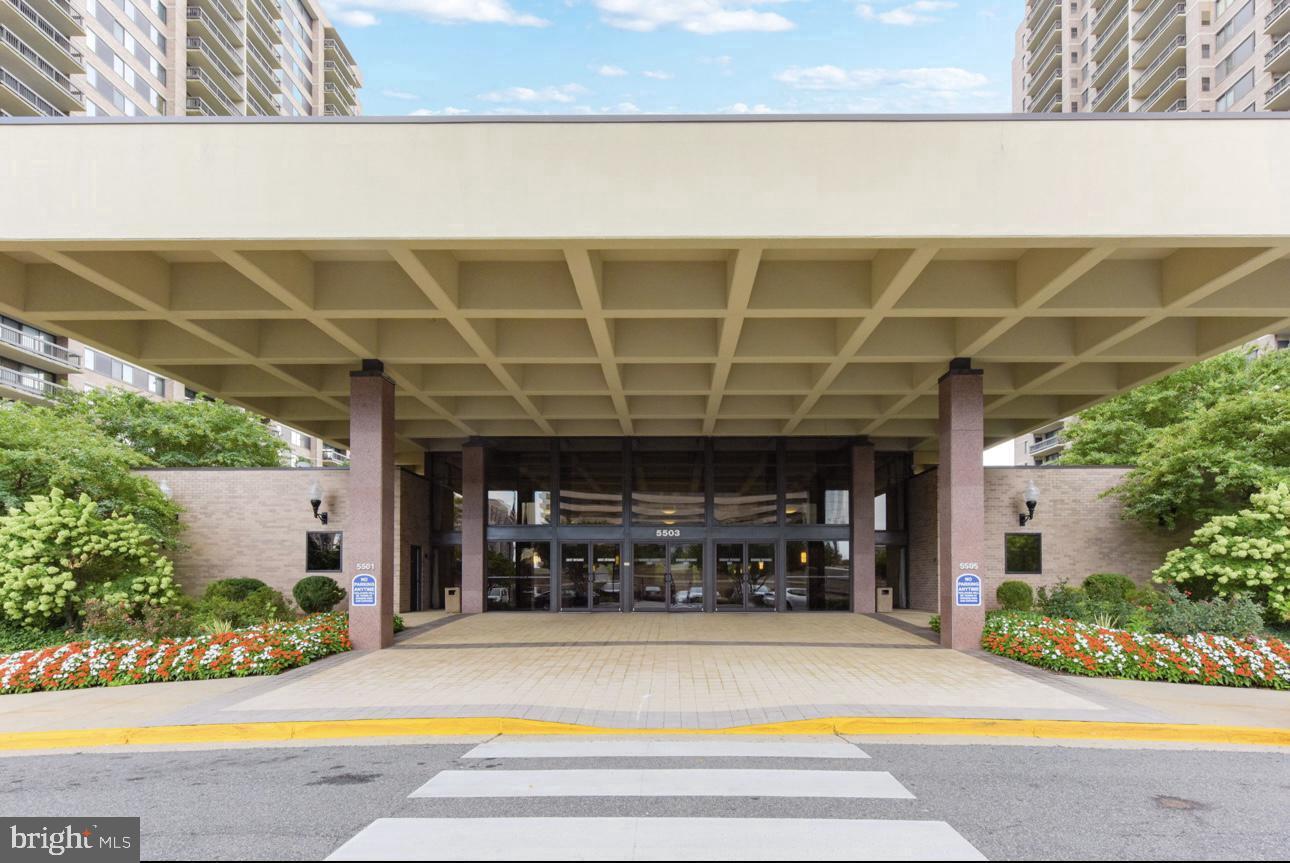 5501 SEMINARY RD #801S, FALLS CHURCH, Virginia 22041, 1 Bedroom Bedrooms, ,1 BathroomBathrooms,Residential,For sale,5501 SEMINARY RD #801S,VAFX2280658 MLS # VAFX2280658 5501 SEMINARY RD #801S, FALLS CHURCH, Virginia 22041, 1 Bedroom Bedrooms, ,1 BathroomBathrooms,Residential,For sale,5501 SEMINARY RD #801S,VAFX2280658 MLS # VAFX2280658