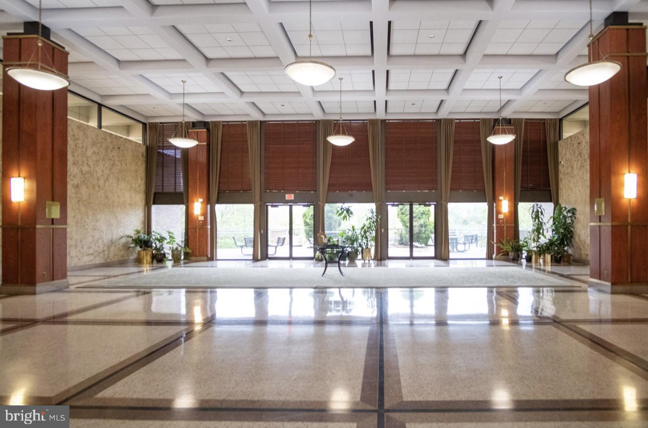 5501 SEMINARY RD #801S, FALLS CHURCH, Virginia 22041, 1 Bedroom Bedrooms, ,1 BathroomBathrooms,Residential,For sale,5501 SEMINARY RD #801S,VAFX2280658 MLS # VAFX2280658 5501 SEMINARY RD #801S, FALLS CHURCH, Virginia 22041, 1 Bedroom Bedrooms, ,1 BathroomBathrooms,Residential,For sale,5501 SEMINARY RD #801S,VAFX2280658 MLS # VAFX2280658