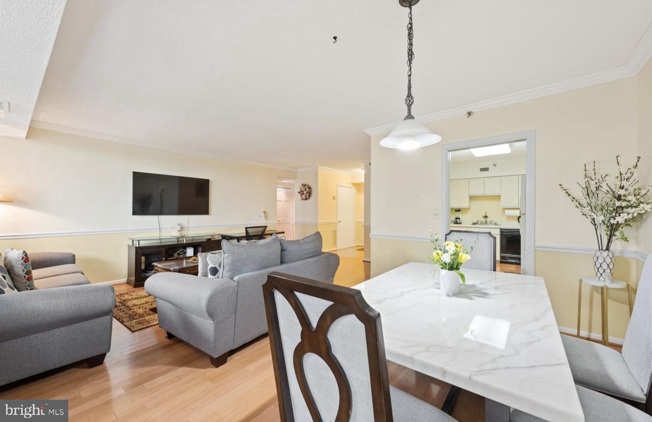 5501 SEMINARY RD #801S, FALLS CHURCH, Virginia 22041, 1 Bedroom Bedrooms, ,1 BathroomBathrooms,Residential,For sale,5501 SEMINARY RD #801S,VAFX2280658 MLS # VAFX2280658 5501 SEMINARY RD #801S, FALLS CHURCH, Virginia 22041, 1 Bedroom Bedrooms, ,1 BathroomBathrooms,Residential,For sale,5501 SEMINARY RD #801S,VAFX2280658 MLS # VAFX2280658