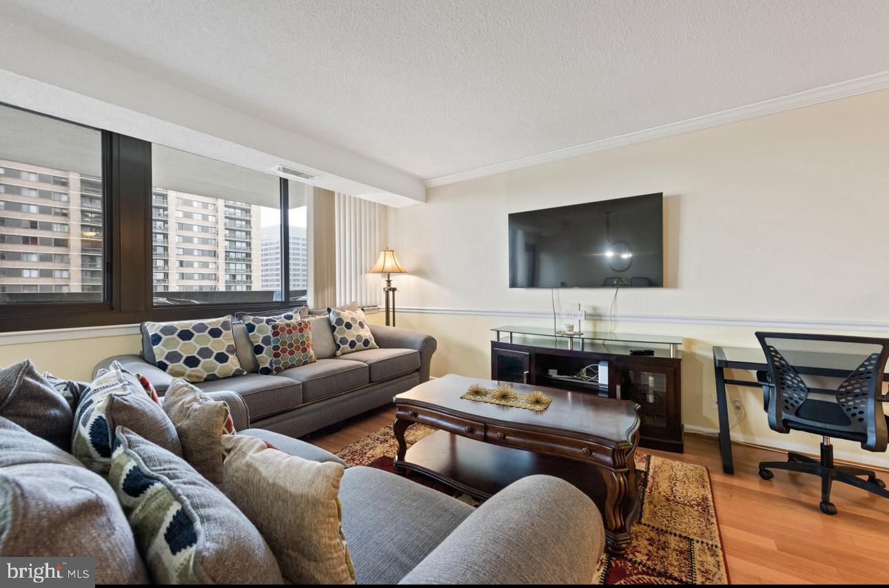 5501 SEMINARY RD #801S, FALLS CHURCH, Virginia 22041, 1 Bedroom Bedrooms, ,1 BathroomBathrooms,Residential,For sale,5501 SEMINARY RD #801S,VAFX2280658 MLS # VAFX2280658 5501 SEMINARY RD #801S, FALLS CHURCH, Virginia 22041, 1 Bedroom Bedrooms, ,1 BathroomBathrooms,Residential,For sale,5501 SEMINARY RD #801S,VAFX2280658 MLS # VAFX2280658