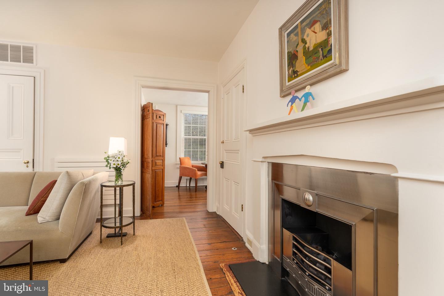 616 FORT WILLIAMS PKWY, ALEXANDRIA, Virginia 22304, 5 Bedrooms Bedrooms, ,3 BathroomsBathrooms,Residential,For sale,616 FORT WILLIAMS PKWY,VAAX2052082 MLS # VAAX2052082