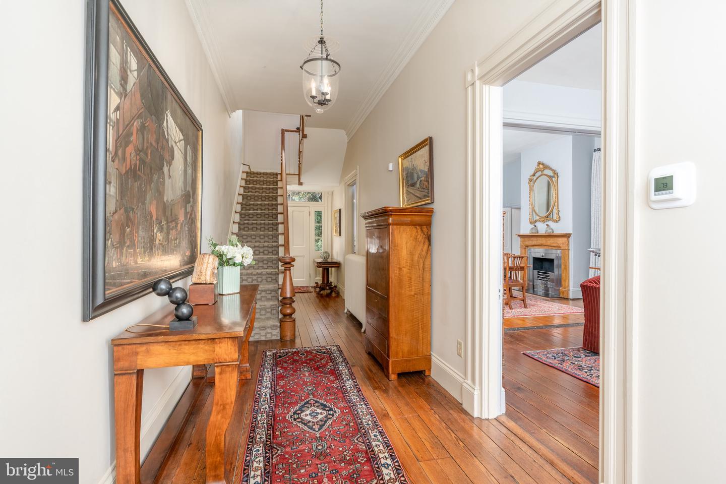 616 FORT WILLIAMS PKWY, ALEXANDRIA, Virginia 22304, 5 Bedrooms Bedrooms, ,3 BathroomsBathrooms,Residential,For sale,616 FORT WILLIAMS PKWY,VAAX2052082 MLS # VAAX2052082