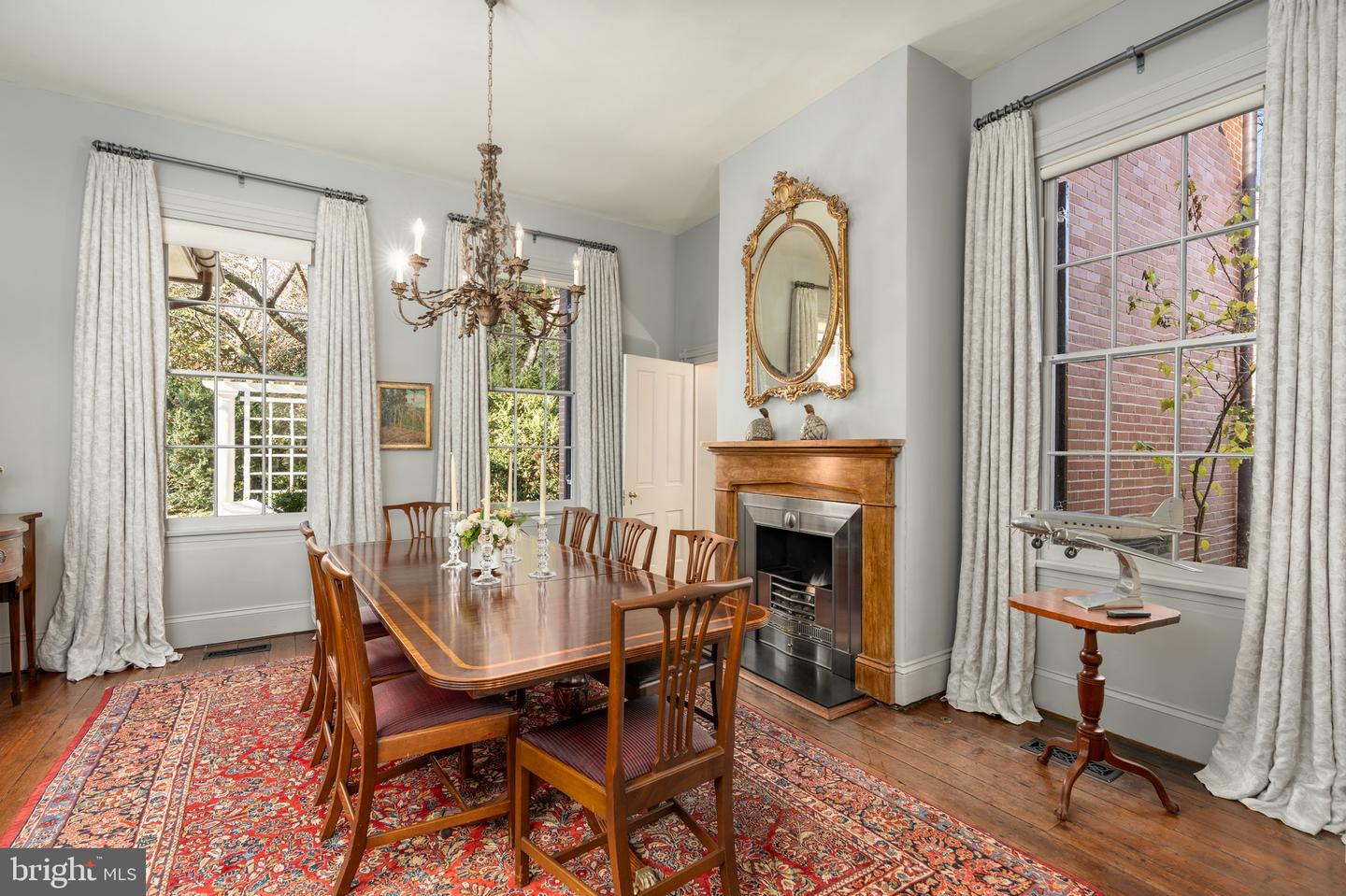 616 FORT WILLIAMS PKWY, ALEXANDRIA, Virginia 22304, 5 Bedrooms Bedrooms, ,3 BathroomsBathrooms,Residential,For sale,616 FORT WILLIAMS PKWY,VAAX2052082 MLS # VAAX2052082